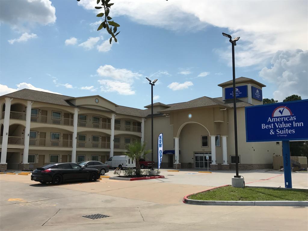 Americas Best Value Inn & Suites Spring / N. Houston Exterior photo